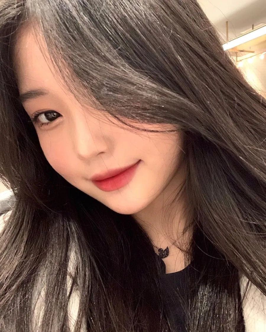 Ảnh gái cute k10 mang đến sự dễ thương và vui tươi