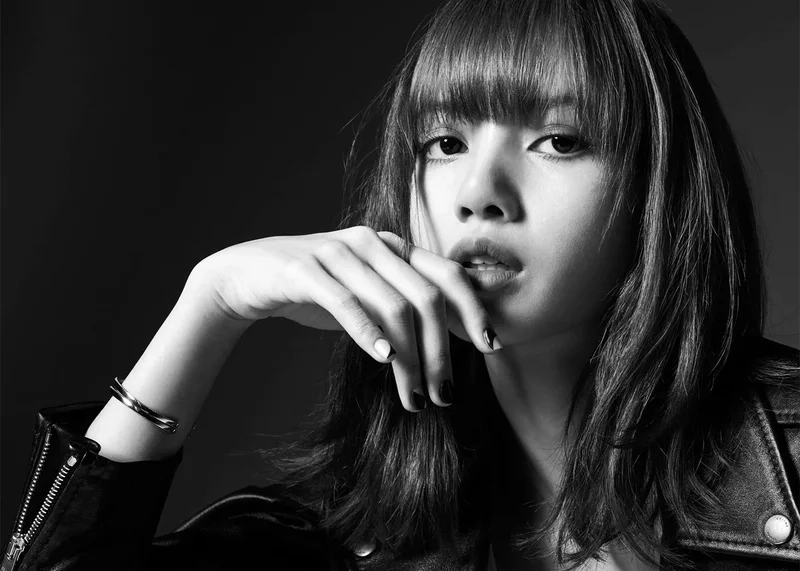 Hình nền điện thoại lisa blackpink giúp bạn nổi bật giữa đám đông