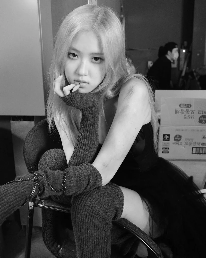 Hình nền rose blackpink cute giúp bạn thể hiện phong cách dễ thương