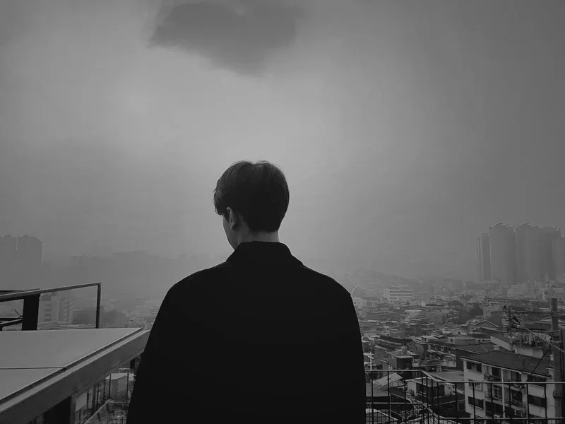 Tìm ngay avatar buồn nam để thể hiện cảm xúc của bạn