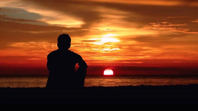 Tạo avatar buồn tâm trạng cho nam để thể hiện nỗi lòng