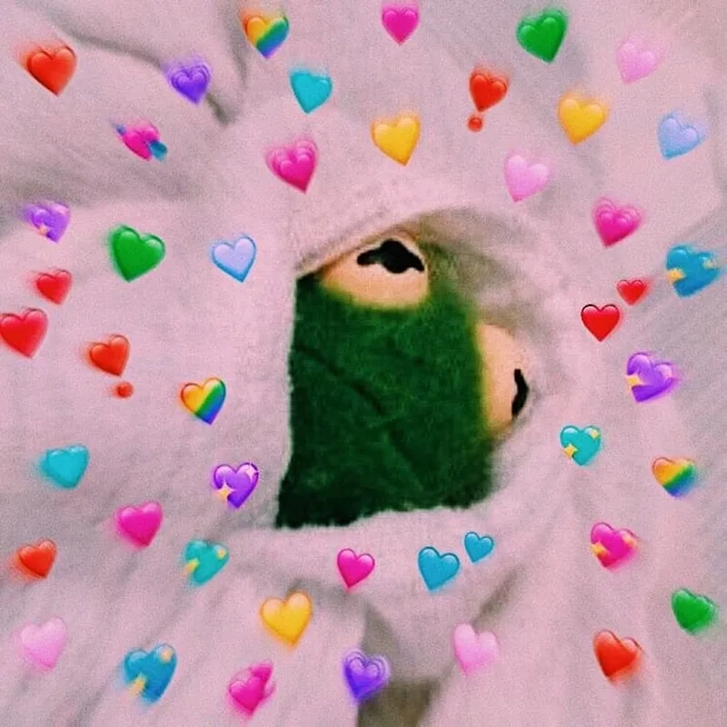 Meme bắn tim bựa mang lại tiếng cười cho những ai yêu thích hài hước