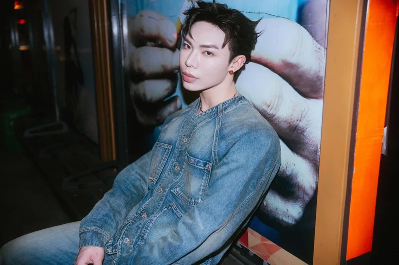 Erik đau nhất là lặng im lyrics chạm đến trái tim người nghe