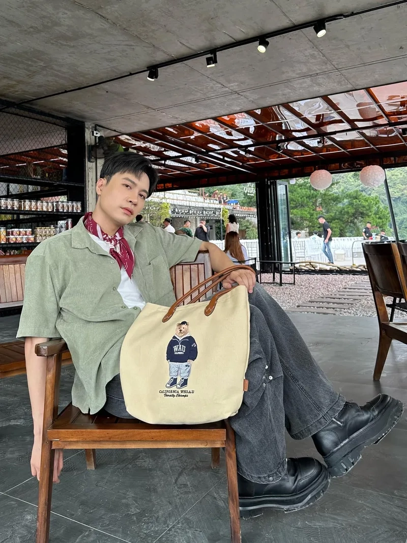 Phạm anh duy ca sĩ mang đến nhiều bản hit ấn tượng cho khán giả