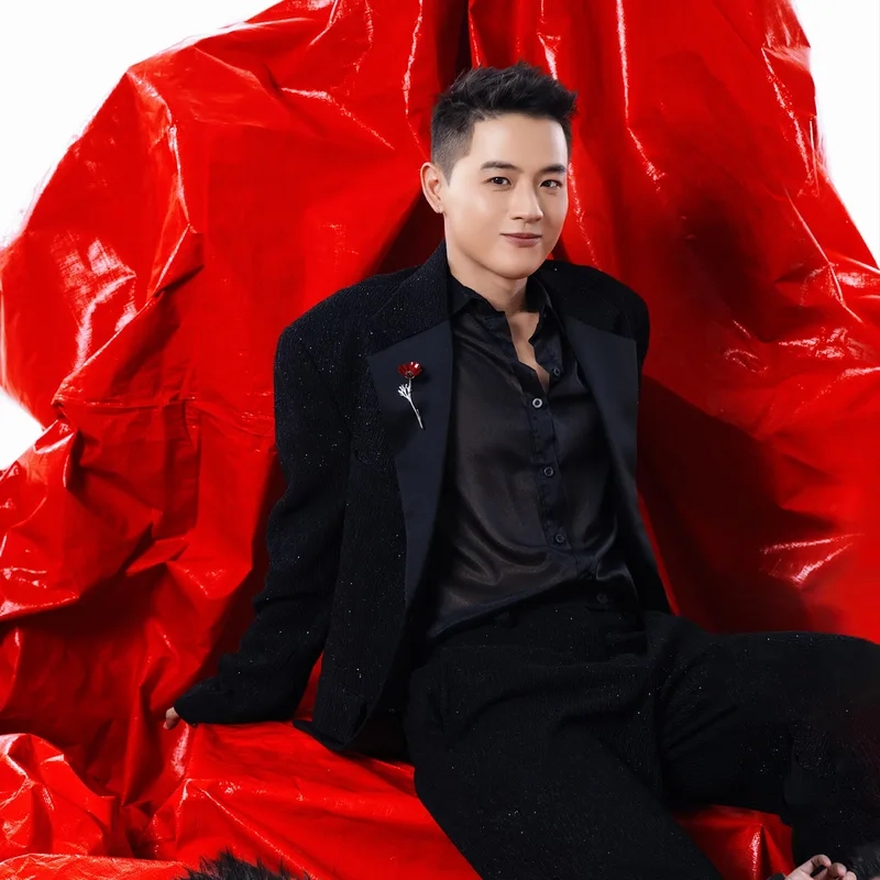 Giọng hát thanh duy chạm đến trái tim người nghe với sự truyền cảm