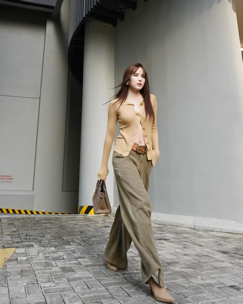 Tìm hiểu thiều bảo trâm profile với thông tin đầy đủ về sự nghiệp và đời tư