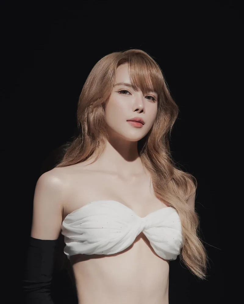 Khám phá thiều bảo trâm official, nơi cập nhật tin tức và sản phẩm âm nhạc chính thức