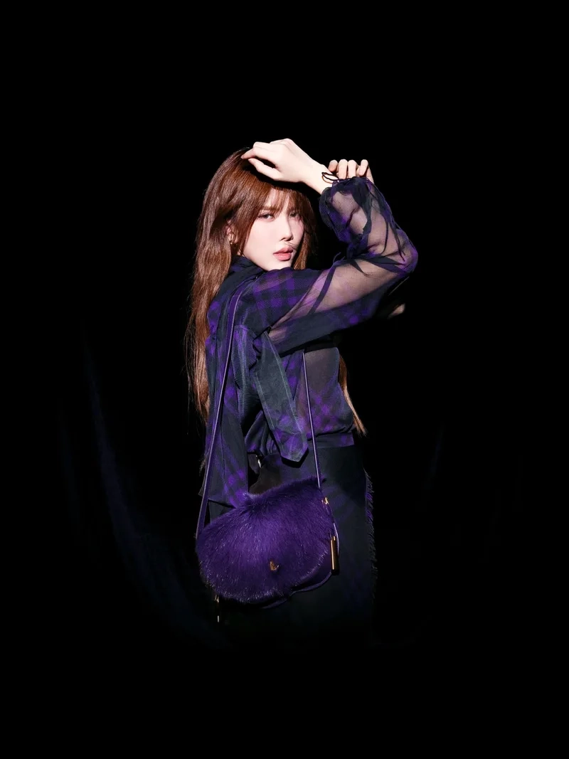 Lắng nghe thiều bảo trâm hát, giọng ca ngọt ngào chinh phục hàng triệu trái tim