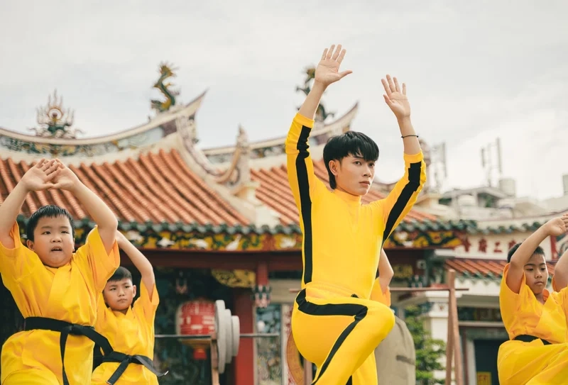 Muốn khóc thật to trúc nhân là bài hát đầy cảm xúc