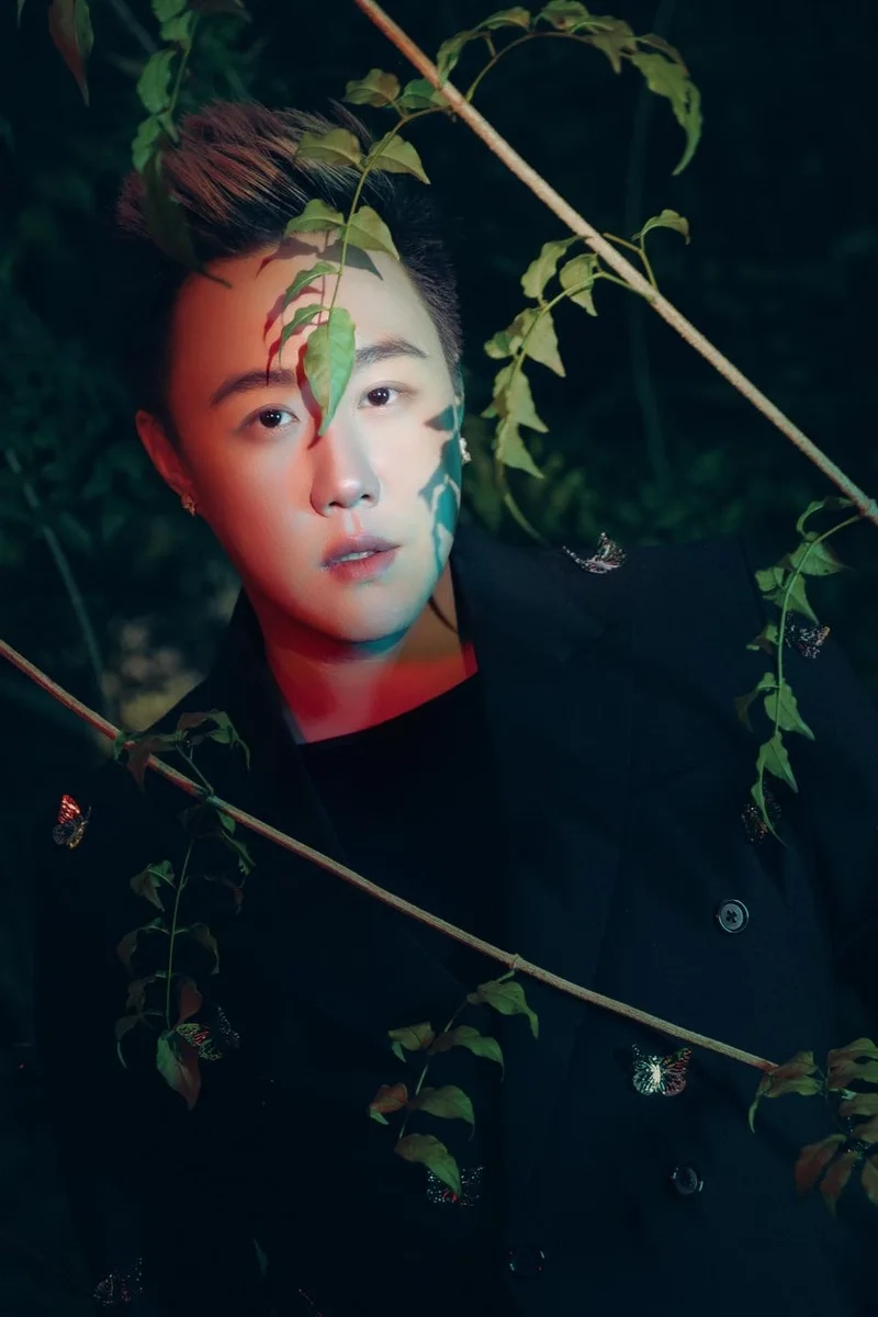 Trung quân idol và ngày nào đó là một ca khúc đầy tâm trạng