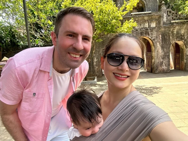 Nhiều người đặt câu hỏi chồng Phương Lan là ai mà lại ít xuất hiện