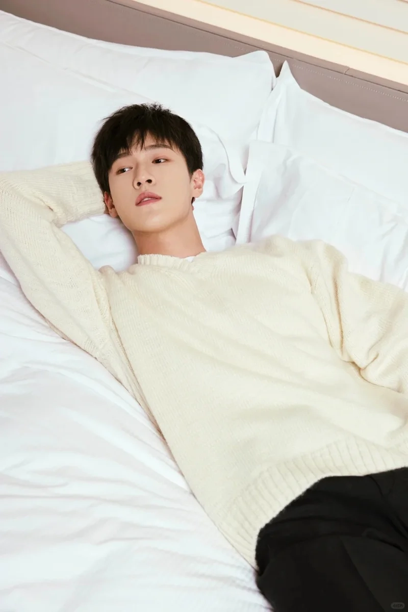 Theo dõi instagram của lý quân nhuệ để cập nhật những hình ảnh mới nhất