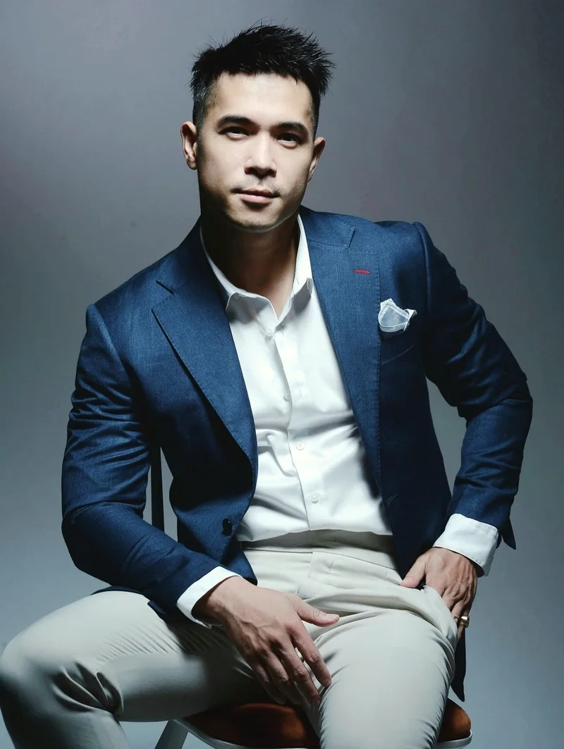 Nghe hoa bất tử trương thế vinh để cảm nhận tình yêu vĩnh cửu