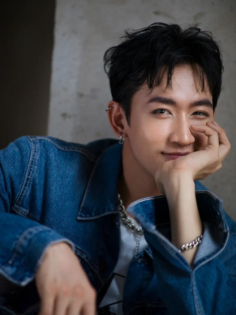 Tiểu sử Võ Cảnh mang đến cái nhìn sâu sắc về cuộc đời anh