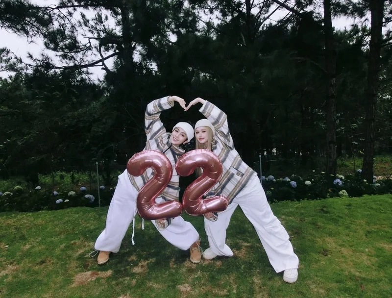 Xoài non gil lê là một trong những cặp đôi nổi bật hiện nay