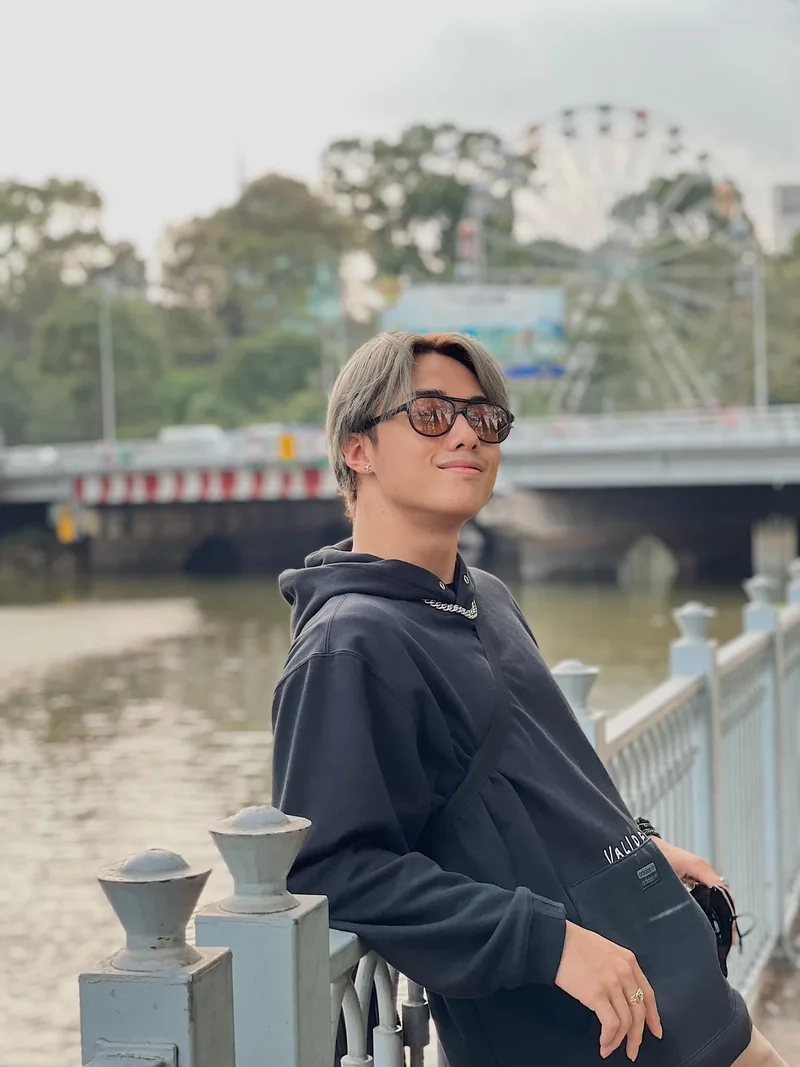 Hải đăng doo trong anh trai say hi tạo không khí sôi động