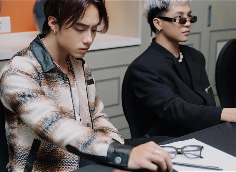 Body hải đăng doo thể hiện phong cách thể hình ấn tượng