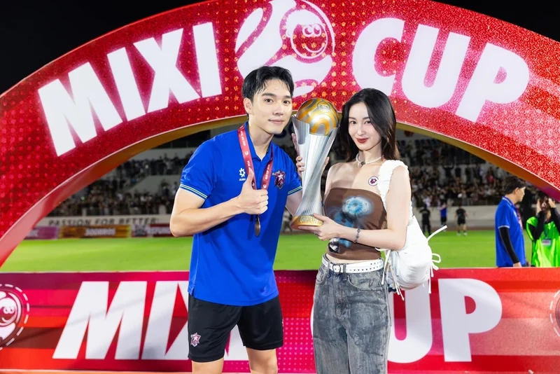 Bạn có biết Jun Vũ và bạn trai đã hẹn hò bao lâu rồi không