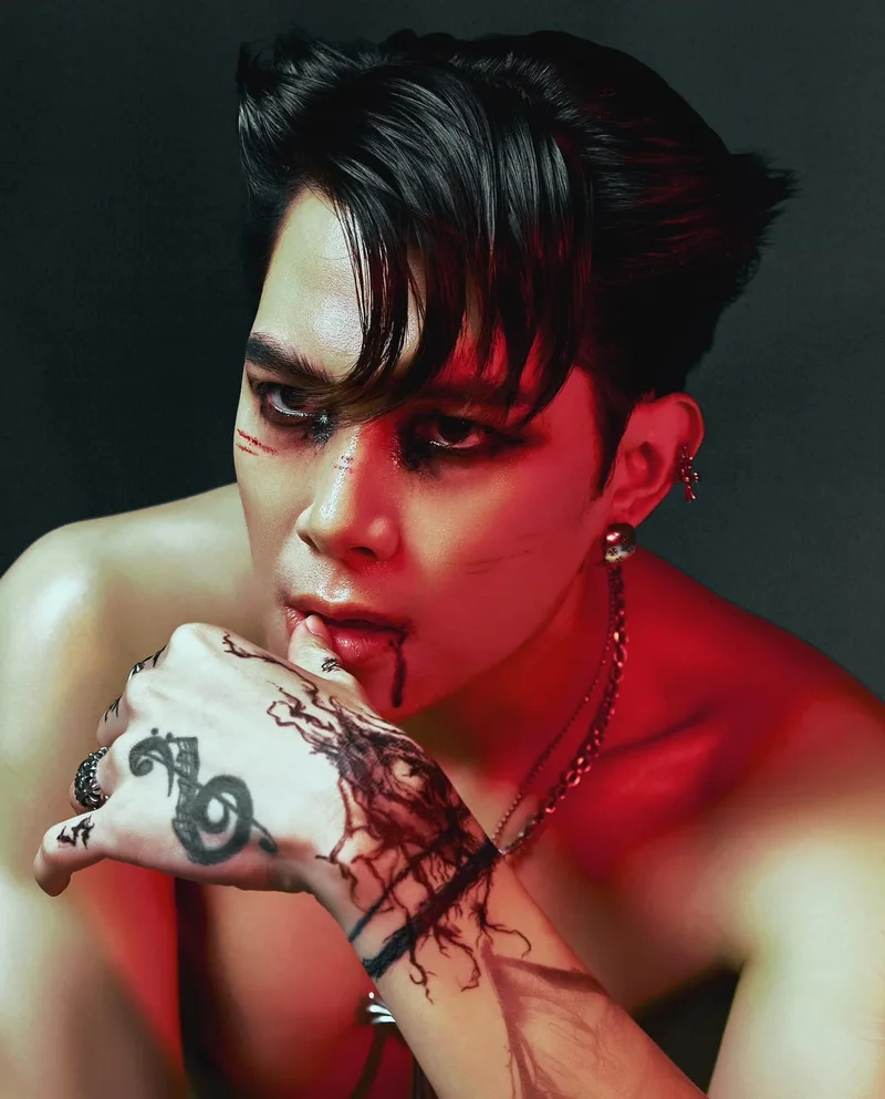 Anh tú atus body tạo ấn tượng mạnh mẽ với người xem