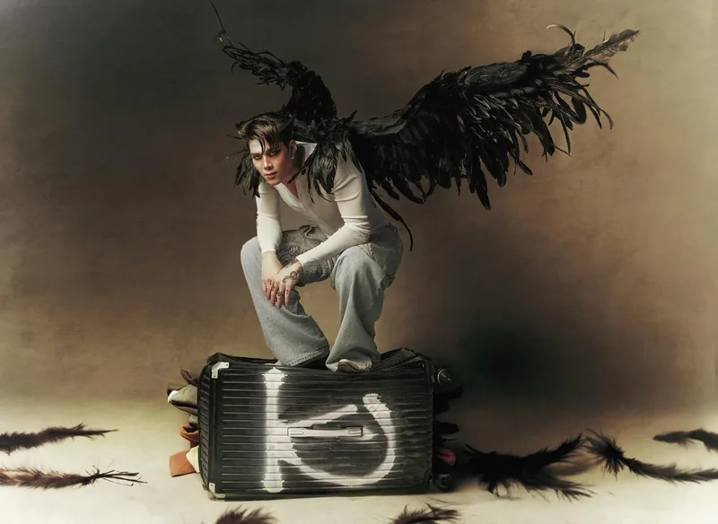 Anh tú atus báo nhiều tuổi giúp bạn tìm hiểu về tuổi của anh