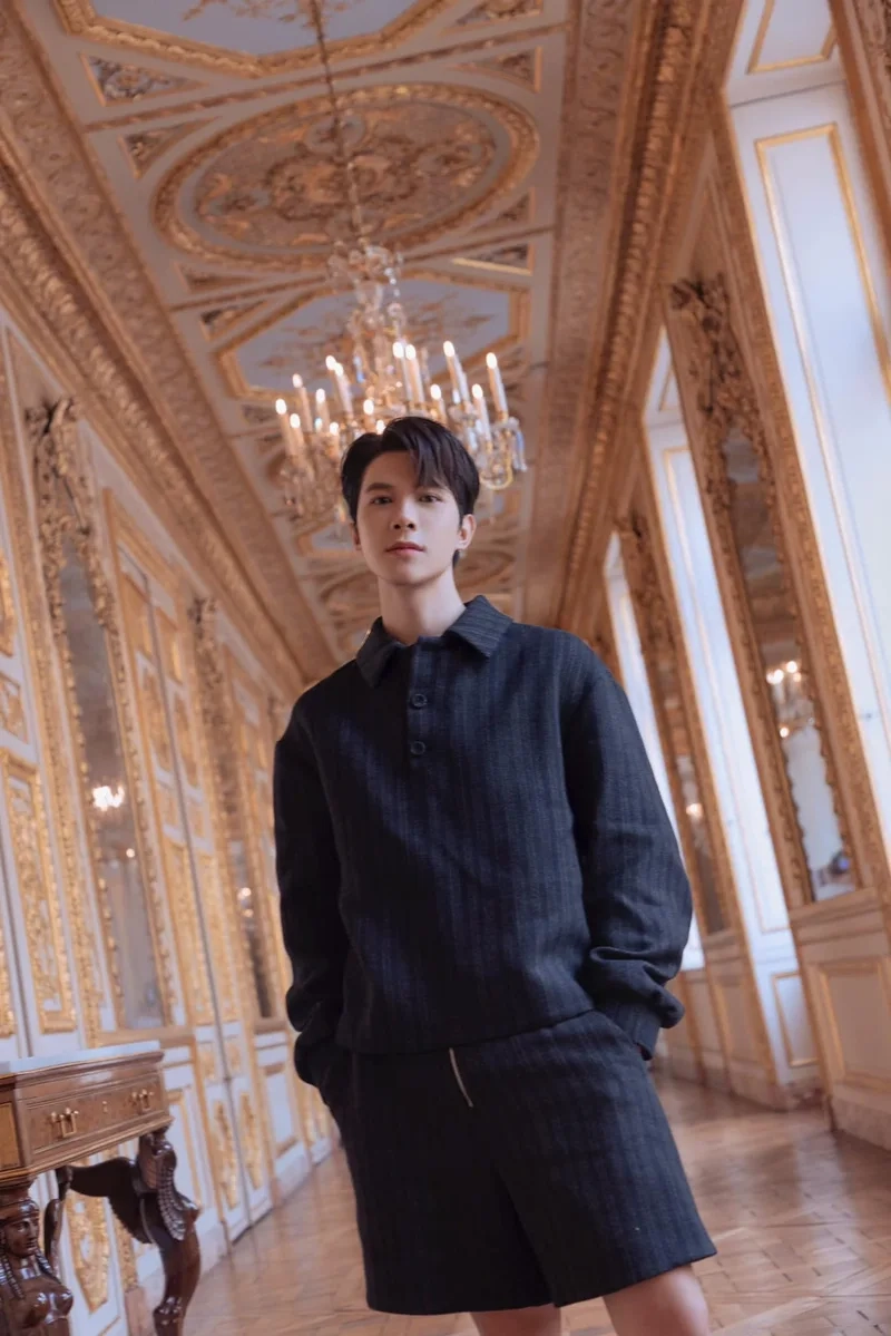 Anh tú atus facebook giúp bạn theo dõi những hoạt động mới nhất