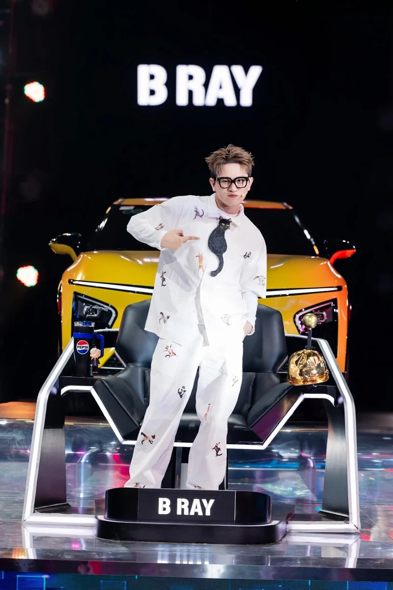 Bray nhiêu tuổi là câu hỏi thú vị cho fan hâm mộ