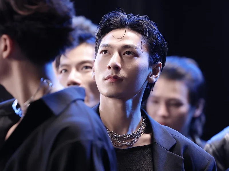 Ca sĩ isaac là ai khiến nhiều người muốn tìm hiểu về anh