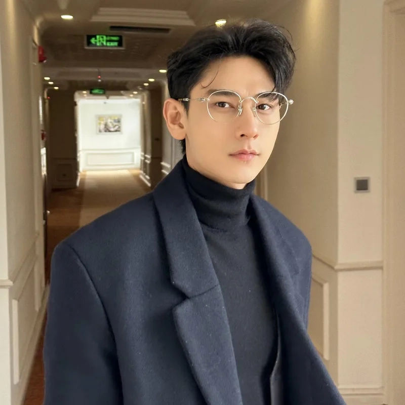 Ca sĩ isaac nhóm 365 là một trong những nghệ sĩ trẻ triển vọng