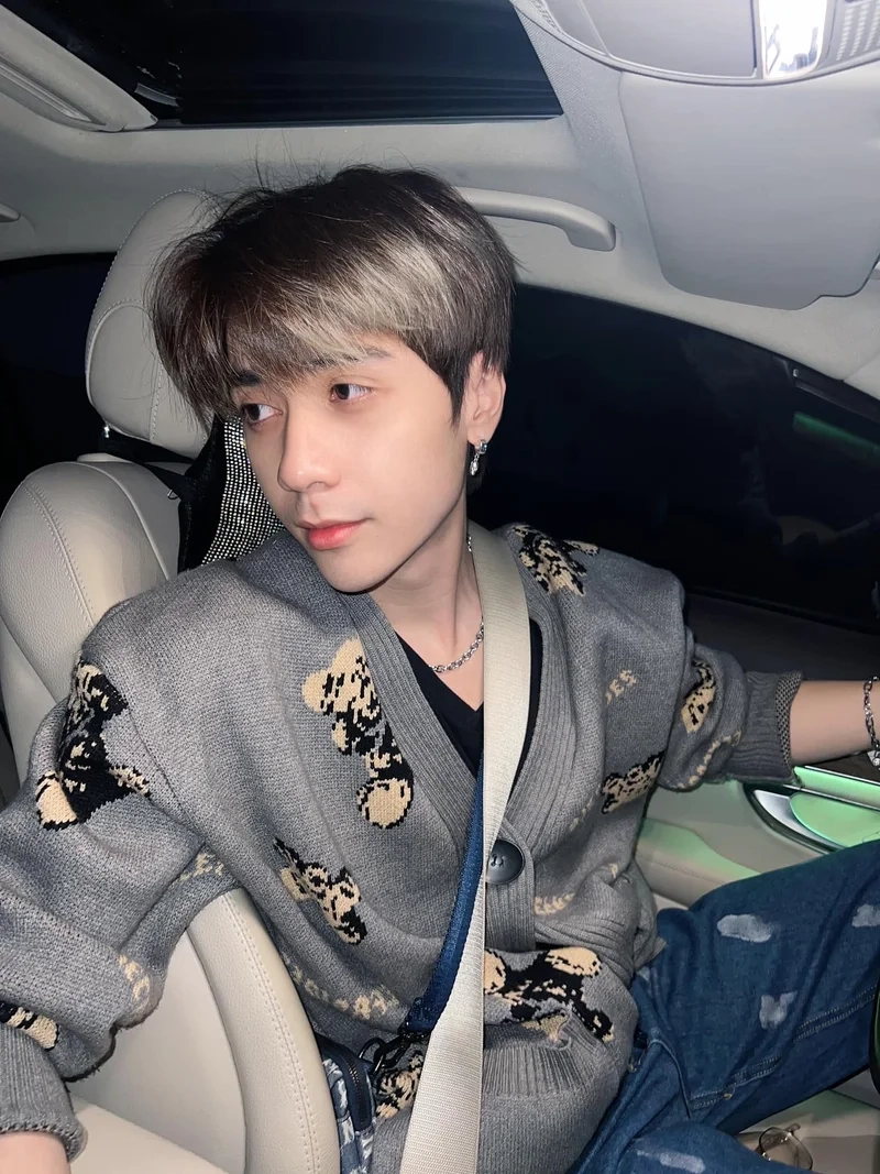 Ảnh quang hùng masterd rõ nét tạo không gian sống động cho trang cá nhân