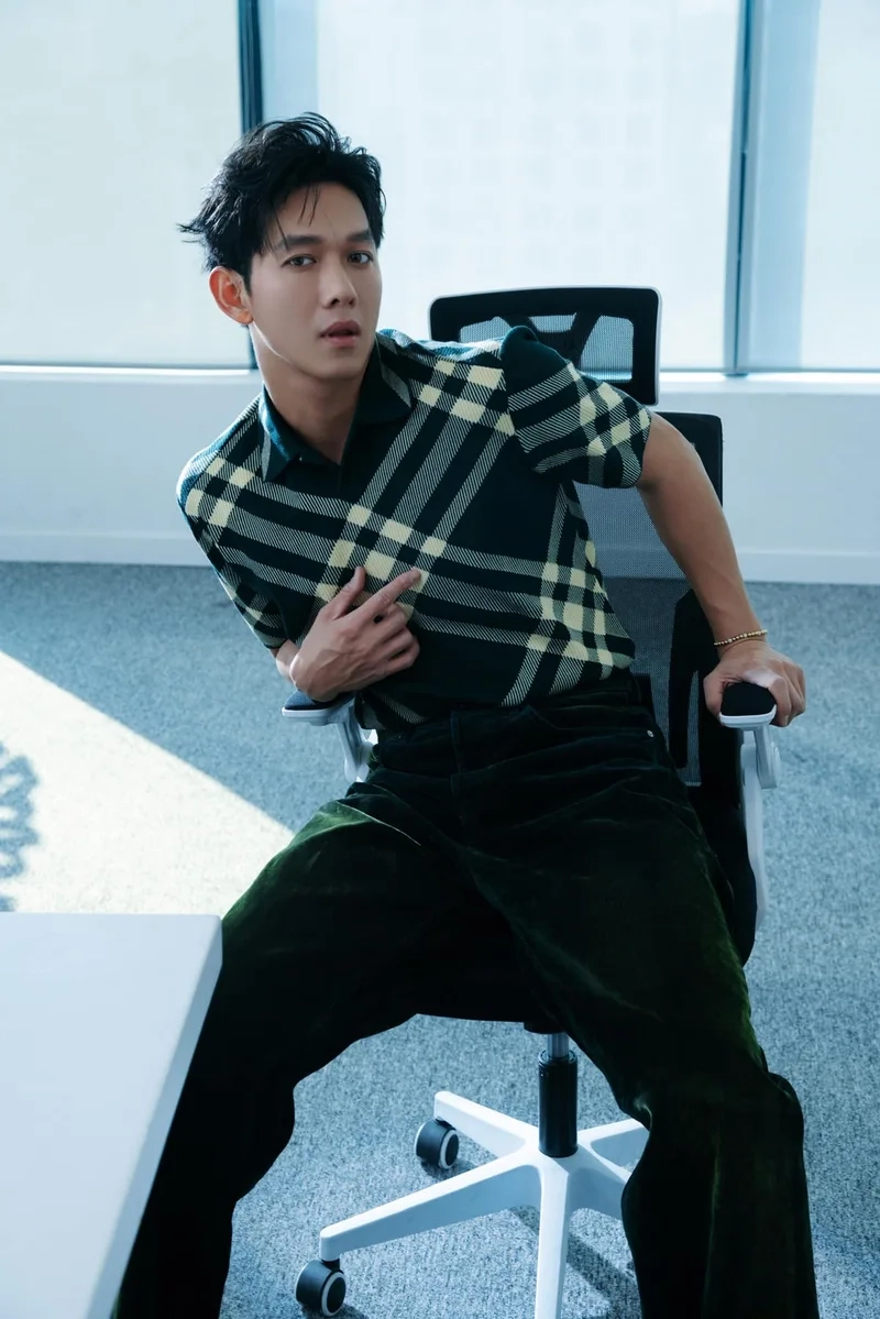 Tiểu sử song luân sẽ giúp bạn hiểu rõ hơn về cuộc đời và sự nghiệp của anh