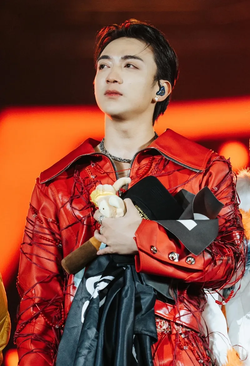 Soobin hoàng sơn là ai giúp bạn tìm hiểu về nhân vật nổi bật này