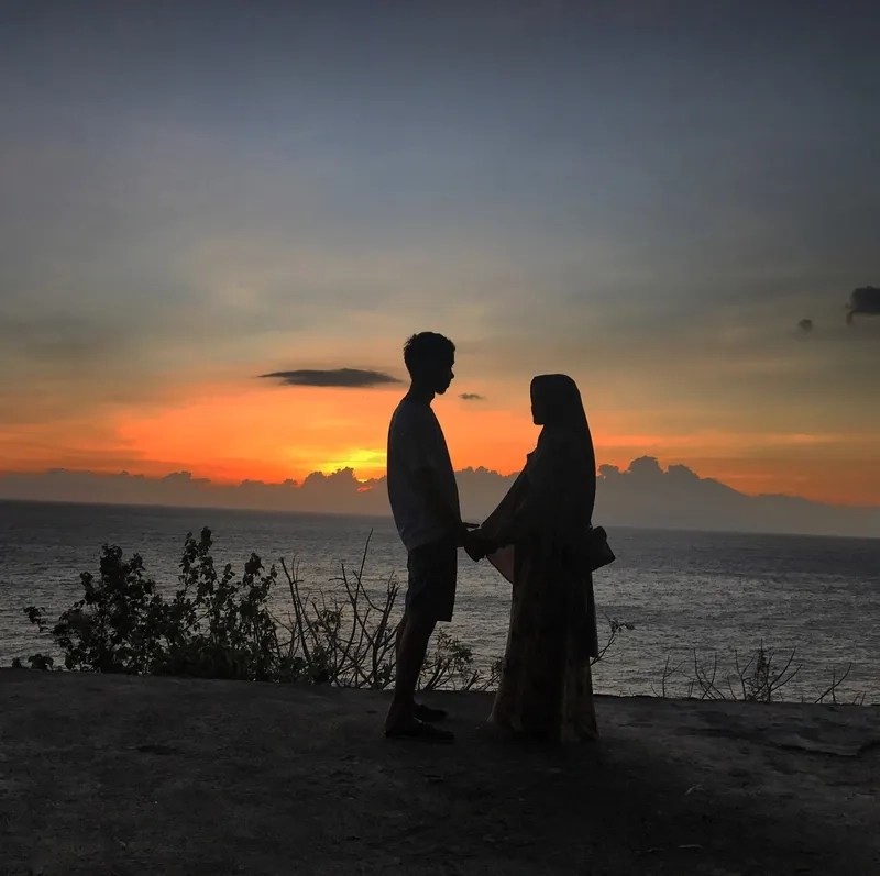 Hình nền cặp đôi yêu nhau ngầu tạo ấn tượng mạnh mẽ với người xem