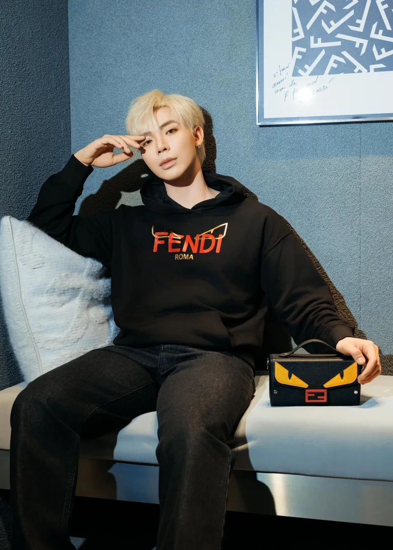 Erik chưa bao giờ mẹ kể là một ca khúc đầy cảm xúc