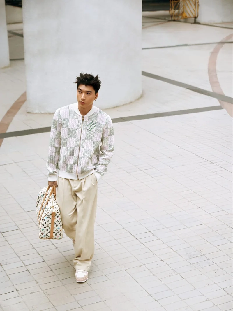 Hieuthuhai tuổi giúp bạn tìm hiểu về tuổi của anh