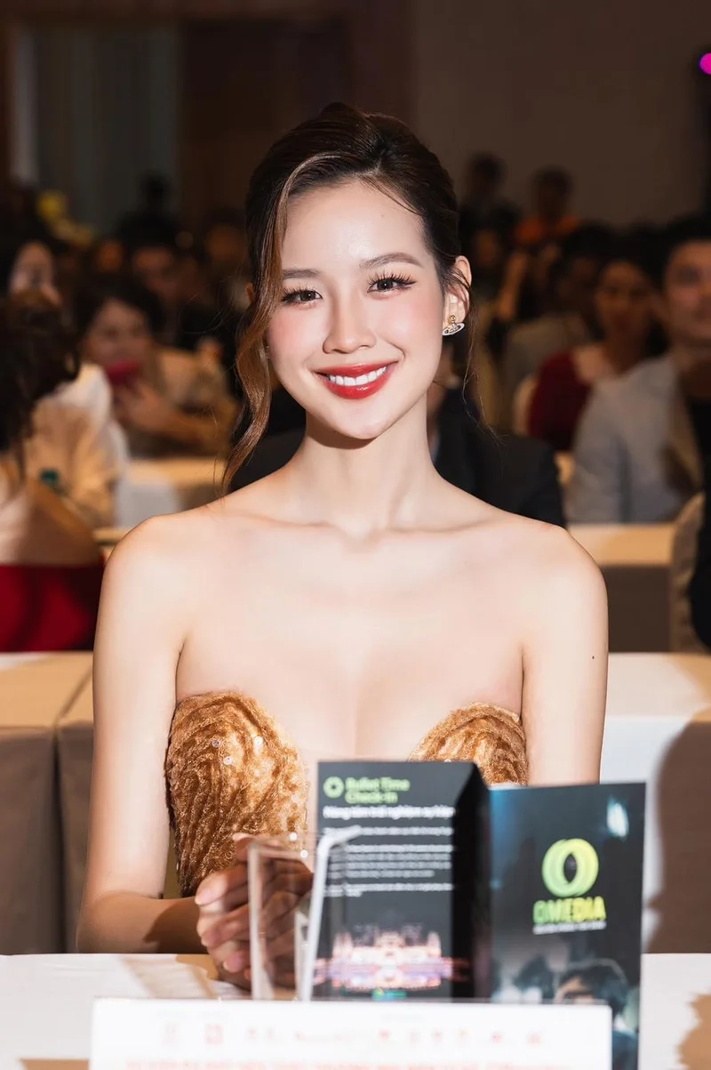 Lê nguyễn bảo ngọc số đo 3 vòng với vóc dáng chuẩn mực