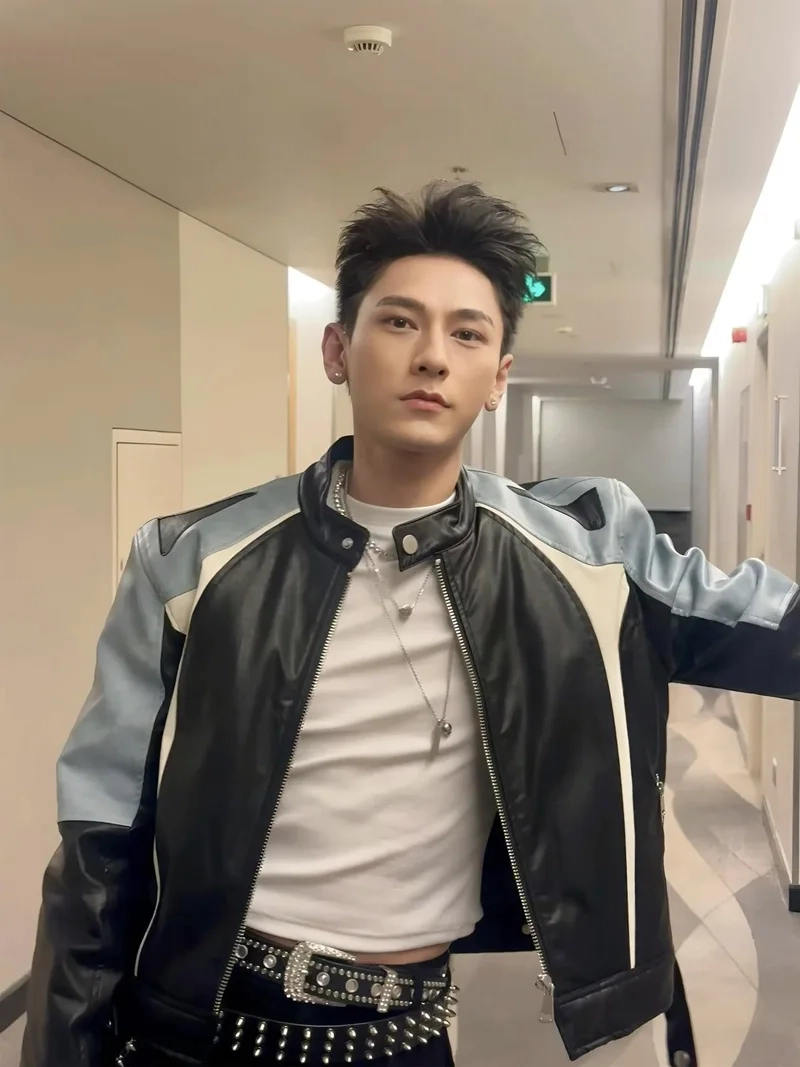 Isaac có vợ chưa là câu hỏi được nhiều người quan tâm