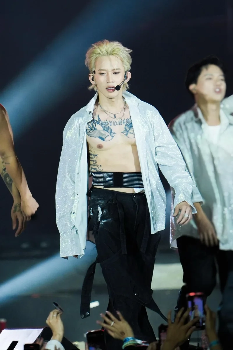 Kay trần nhạc tết mang đến không khí lễ hội vui tươi