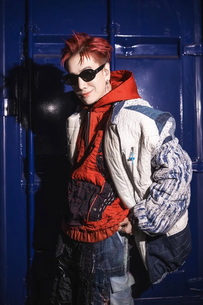 Bắt cóc con tim lou hoàng là bài hát được nhiều người yêu thích