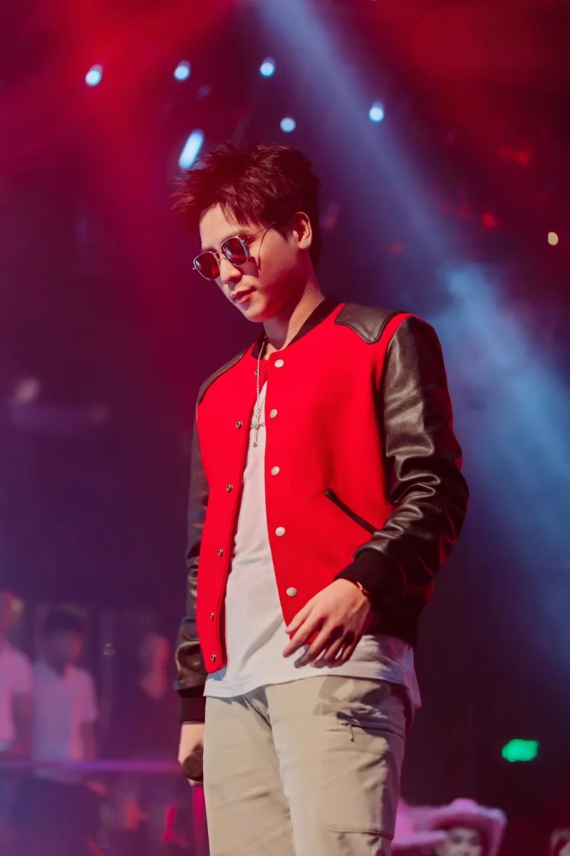 Bài hát của quân ap mang lại những khoảnh khắc thú vị