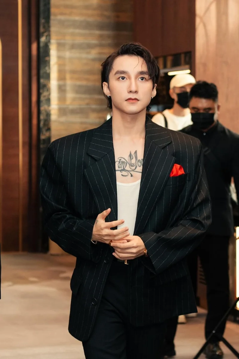 Sơn tùng mtp wiki giúp bạn khám phá thêm về tiểu sử của anh