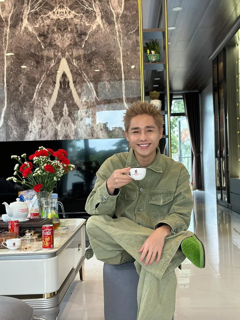 Khám phá album tăng duy tân với nhiều ca khúc ấn tượng