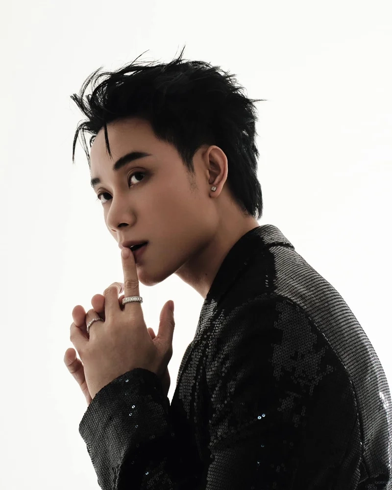 Karaoke đôi bờ trúc nhân là nơi bạn có thể thể hiện giọng hát của mình