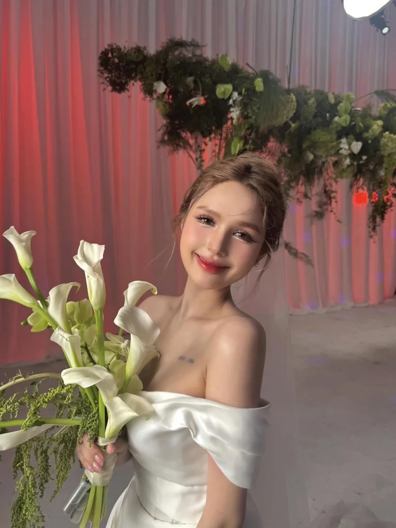 Theo dõi instagram xoài non để cập nhật những hình ảnh mới nhất