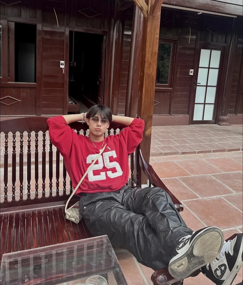 Rapper hải đăng doo tạo không gian sống động cho người h