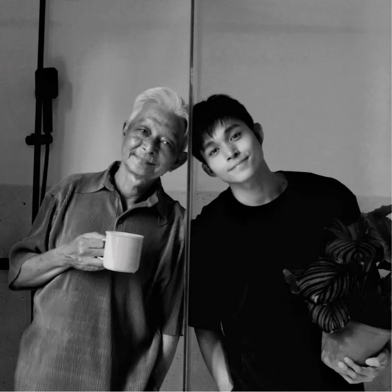 Jun phạm và bố có mối quan hệ rất thân thiết và ấm áp