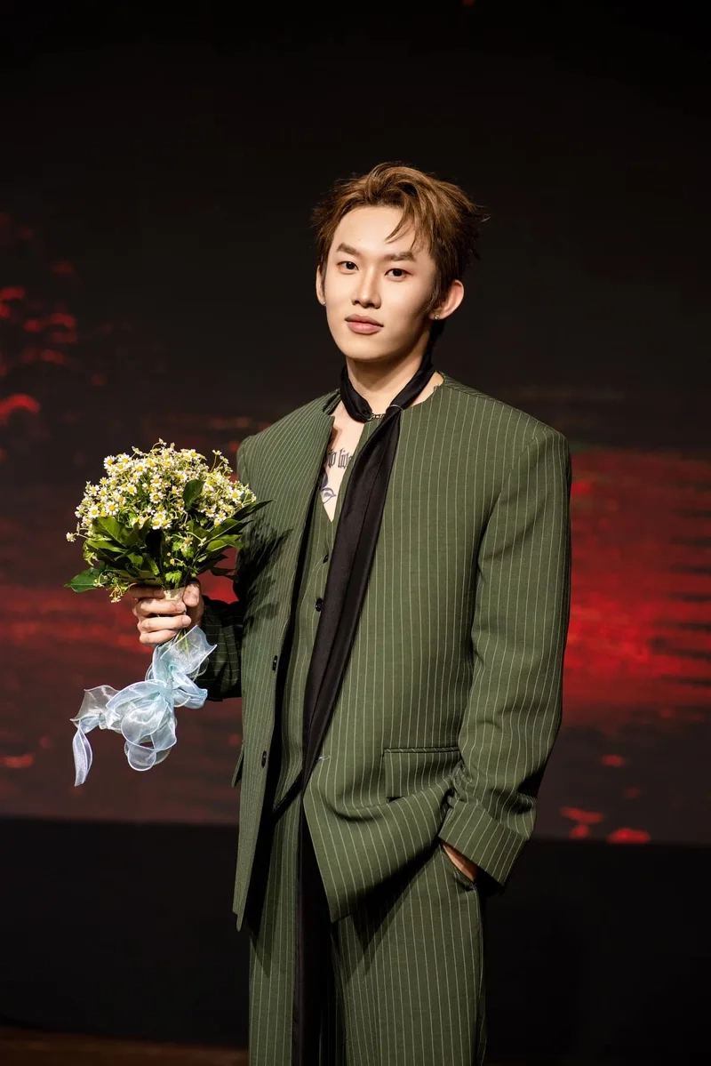 Anh tài kay trần là một trong những nghệ sĩ trẻ triển vọng