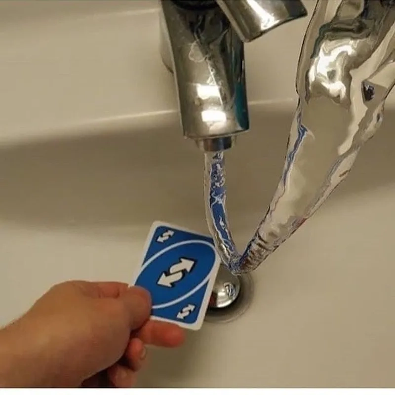 Lá bài meme uno khiến bạn không thể không yêu thích sự sáng tạo