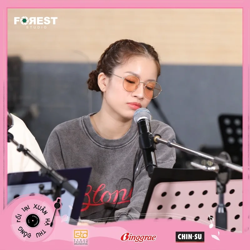 Cảm nhận cảm xúc sâu lắng qua từng quen lâm bảo ngọc