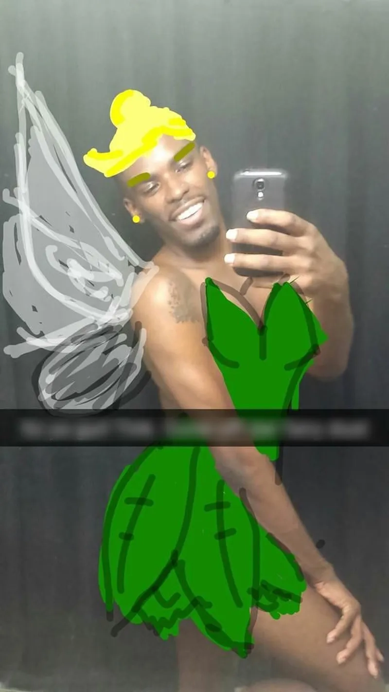 Meme anh da đen ôm đầu khiến bạn cảm thấy đồng cảm