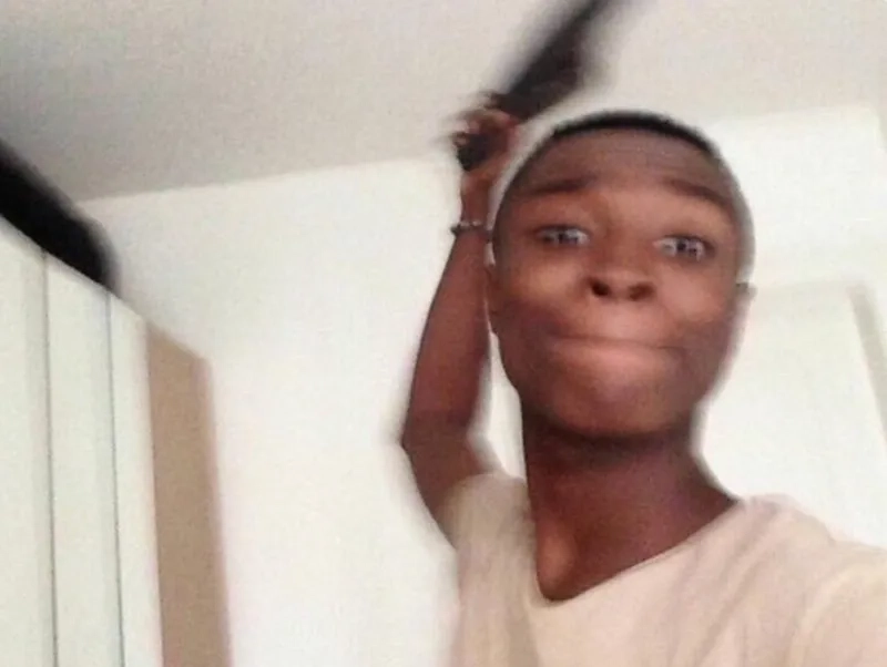 Chia sẻ ảnh anh da đen meme để tạo niềm vui